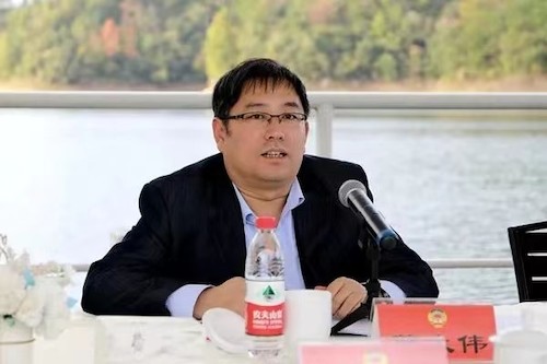 薛大伟1