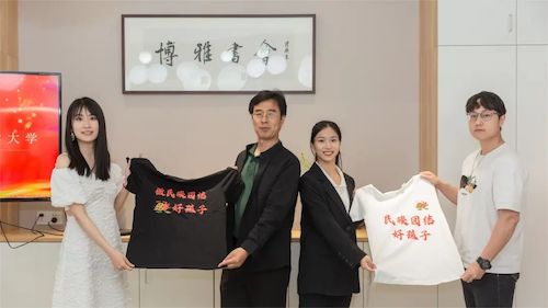 “浙疆青春组合”绘画创作团队2