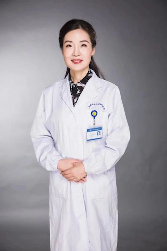 李力