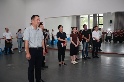 20230629 徐旭莅临我校审查指导“同心迎亚运·携手向未来”港澳青年浙江行启动仪式参演节目3