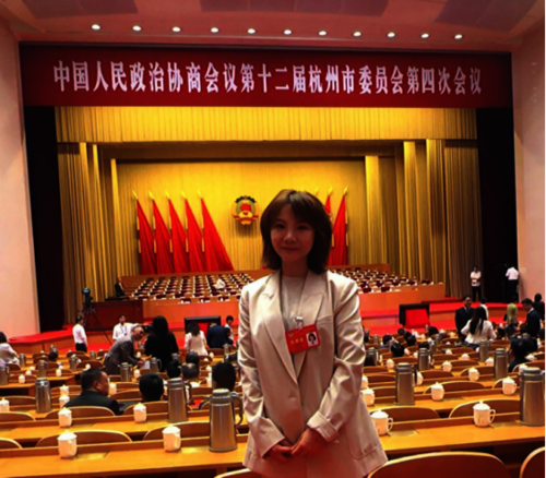 朱春莹